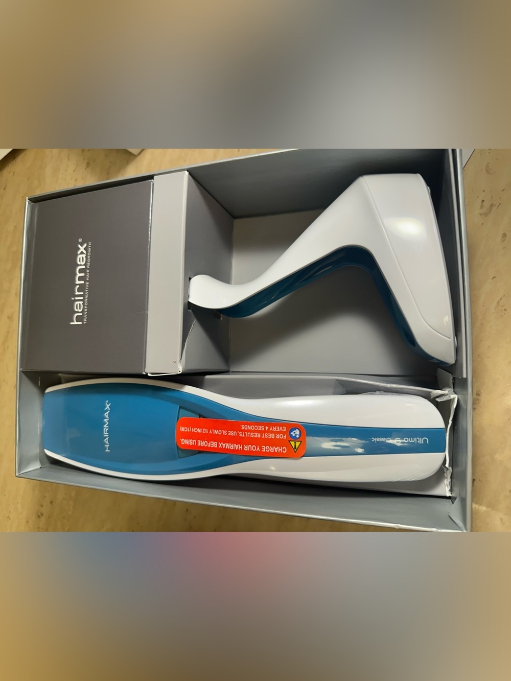 HairMax Ultima 9 Classic Hair Growth LaserComb – Proven SEALED - Picture 4 of 8